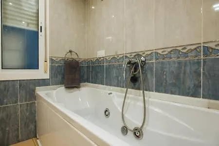 13 Calle San Jacinto Apartment Seville