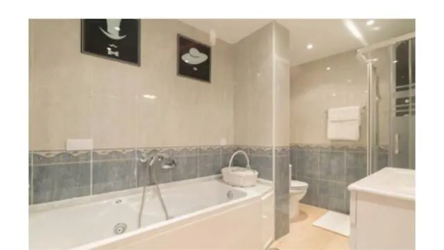 13 Calle San Jacinto Apartment Seville Spain